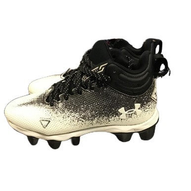 Used Under Armour 3025088-001 BB/SB Cleats White Junior 01.5 11730-S000066730