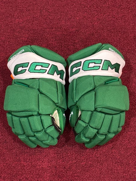CCM HGPJSPP Gloves 13" Pro Stock Item#NG13G