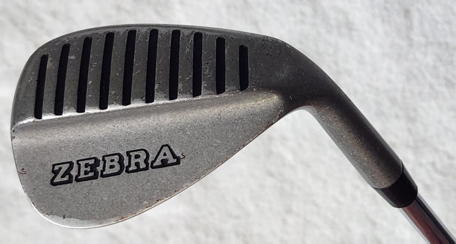 Zebra Sand Wedge RH; Steel Shaft