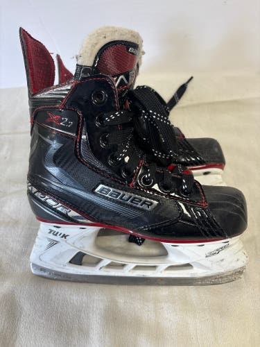 Bauer Vapor X2.7 Hockey Skates Regular Width Size 1 (Used)