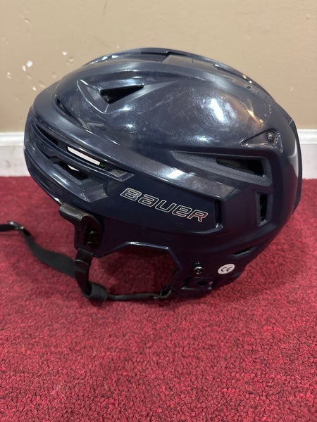 Medium Bauer Re-Akt 155 Helmet Item#BSMK