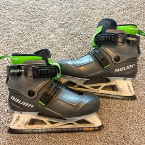 Intermediate Bauer Konekt HF2 Hockey Goalie Skates Size 4 (Used)