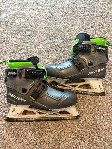 Intermediate Bauer Konekt HF2 Hockey Goalie Skates Size 4 (Used)