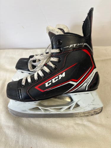 CCM JetSpeed FT340 Hockey Skates Regular Width Size 3 (Used)
