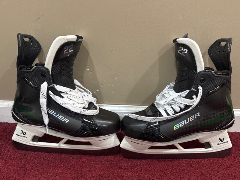Bauer Supreme Shadow Hockey Skates Regular Width Pro Stock 8.5 (New) item#NDSW