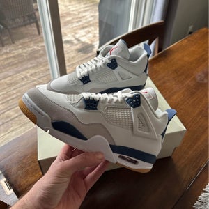 Jordan 4 SB