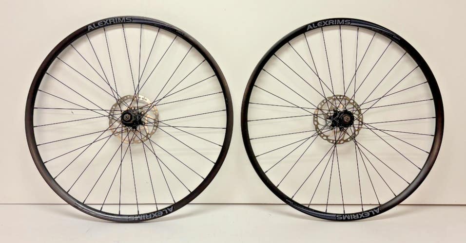 Alexrims ATD470 32-Spoke Black Aluminum Center Lock Disc 622x17/700C Wheelset