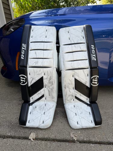 33" Warrior Ritual GT2 Goalie Leg Pads (Used)