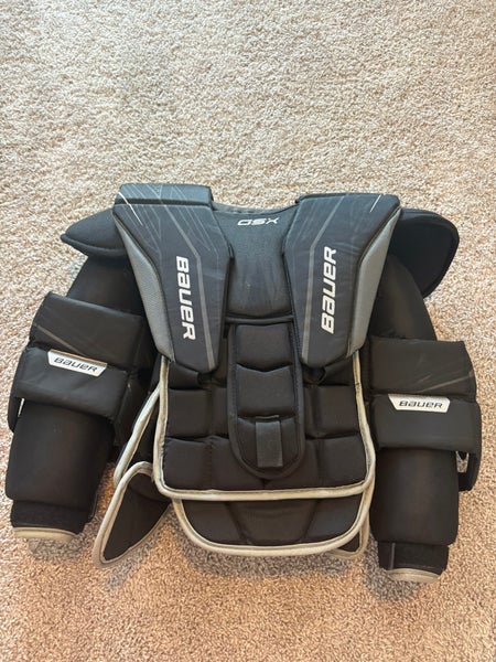 Junior Large/Extra Large Bauer GSX Goalie Chest Protector (Used)