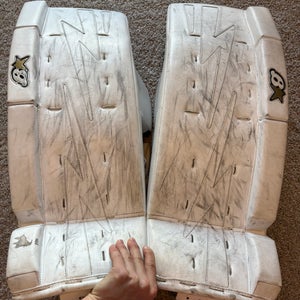 White 29+1" Intermediate Brian's NetZero 2 Goalie Leg Pads (Used)