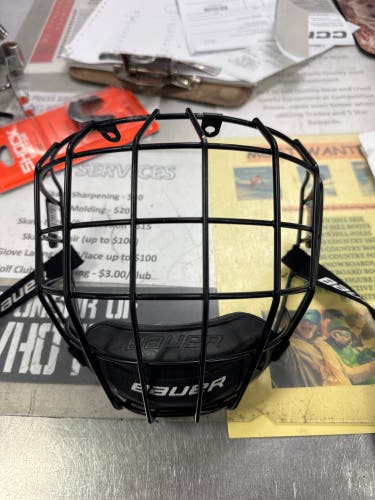 Small Bauer Profile II Facemask Full Cage (Used)