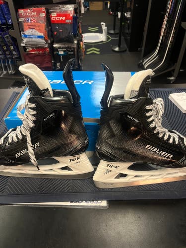 Bauer Matrix 10 fit 2 PRACTICALLY NEW