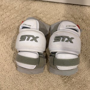 Large Adult STX Stallion 1k Arm Pads (Used)
