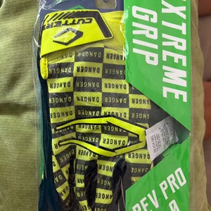 Yellow Adult XL Cutters Gloves (New) football gloves