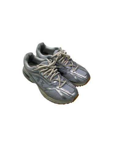 Used Under Armour Running/X-Train Shoes M Silver Senior 7.5 11347-S000256836