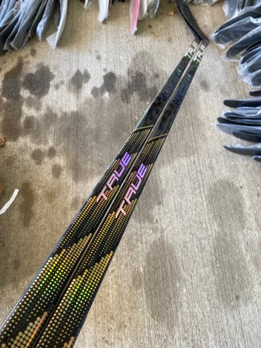 2 Pack New LH True Hzrdus 9X4 Hague P90T 95 flex gold