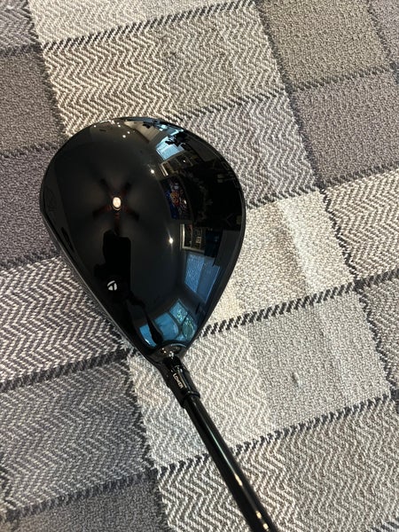 Men's TaylorMade Qi10 Right Handed Driver Stiff Flex 9 Loft (Used)