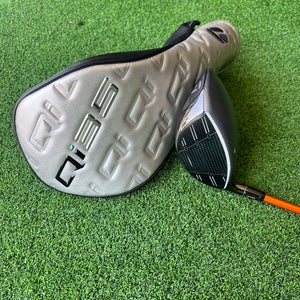 Men's 2025 TaylorMade Qi35 Right Handed Driver Tour AD Di 7x Extra Stiff Flex shaft 9 Loft (New)