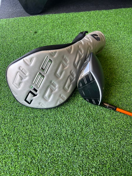 Men's 2025 TaylorMade Qi35 Right Handed Driver Tour AD Di 7x Extra Stiff Flex shaft 9 Loft (New)