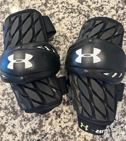 Under Armour lacrosse arm pads NEW black VFT L large $85