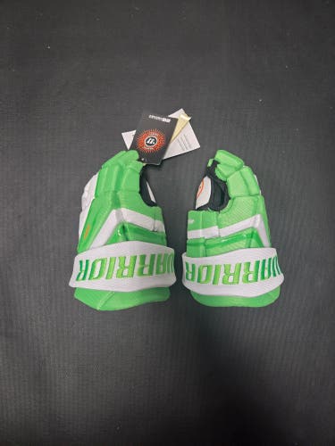 New 20th Anniversary Warrior Alpha LT Deluxe Gloves Junior 11" Green/White