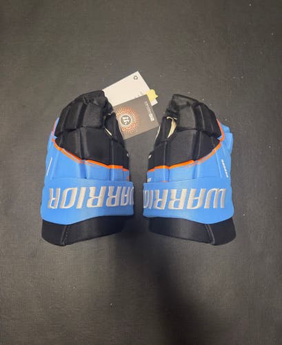 New 20th Anniversary Warrior Covert LT Deluxe Gloves Junior 12" Light blue, orange, black, white
