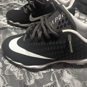 Kid's 2Y (Big Kids / Youth) Nike Shoes (New)