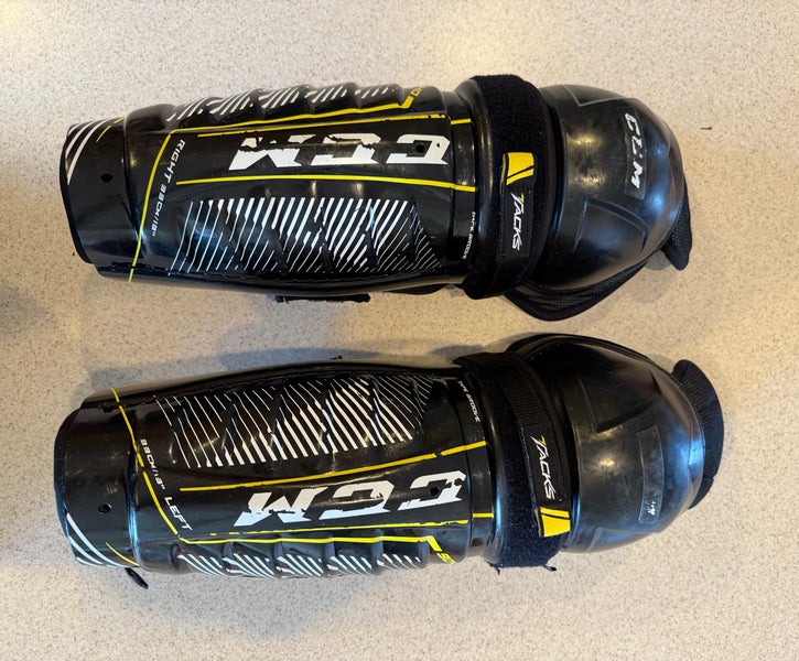 Junior CCM Tacks 9040 13" Shin Pads (Used)