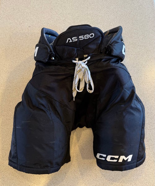 Men's Senior Small CCM Tacks AS 580 Hockey Pants (Used)