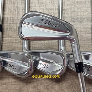 2023 Titleist T200 Iron Set 5-GW / AMT Black, Regular Flex (68)