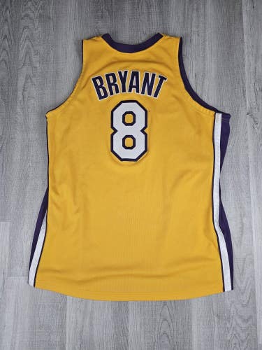 Mitchell & Ness Lakers Kobe Bryant 2000-01 Home Jersey Yellow Mens 52 2XL