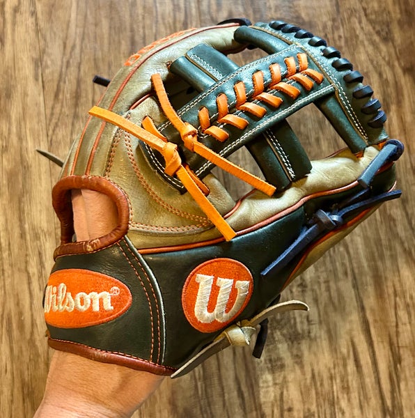 Infield RH Wilson A2000 Baseball Glove 11.75" (Used)