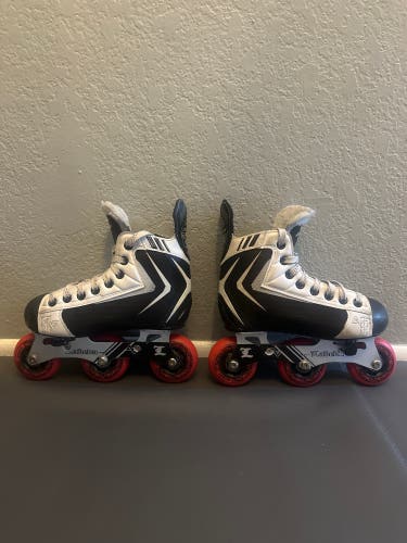 Alkali Hockey Skates Regular Width adjustable size boot Y11 - J1 (Used)