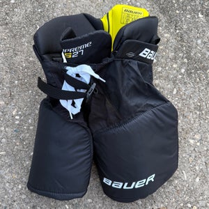 Junior Small Bauer Supreme S27 Hockey Pants (Used) Black