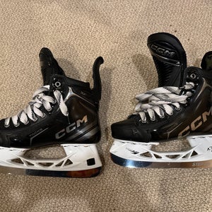 2024 CCM Tacks XF Hockey Skates Regular Width Size 5 (Used)