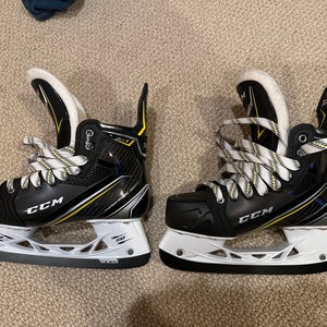 2020 CCM Super Tacks AS1 Hockey Skates Regular Width Size 5