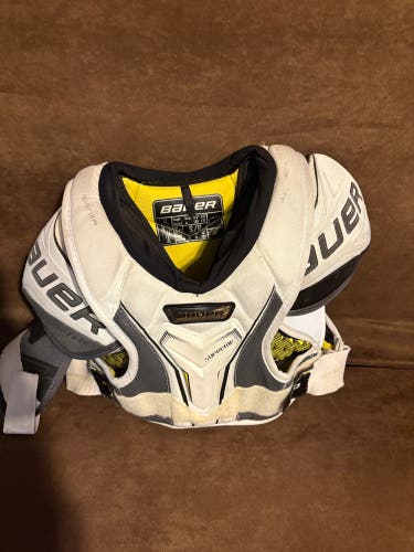 Bauer Shoulder Pads (used)