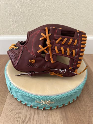 Mizuno Pro Haga Shogun Unreleased Model