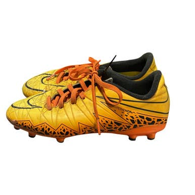 Used Nike Soccer Cleats Yellow Junior 04.5 11834-S000041208