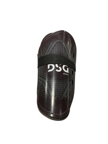 Used Soccer Shin Guards Youth Grey MD 11834-S000041250