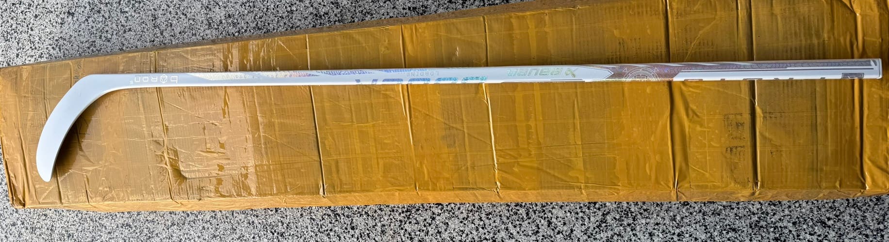 Senior Bauer Proto-R Right Handed Hockey Stick P92 (New)