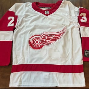 Detroit Red Wings Lucas Raymond White Jersey Adult Medium (50) New With Tags