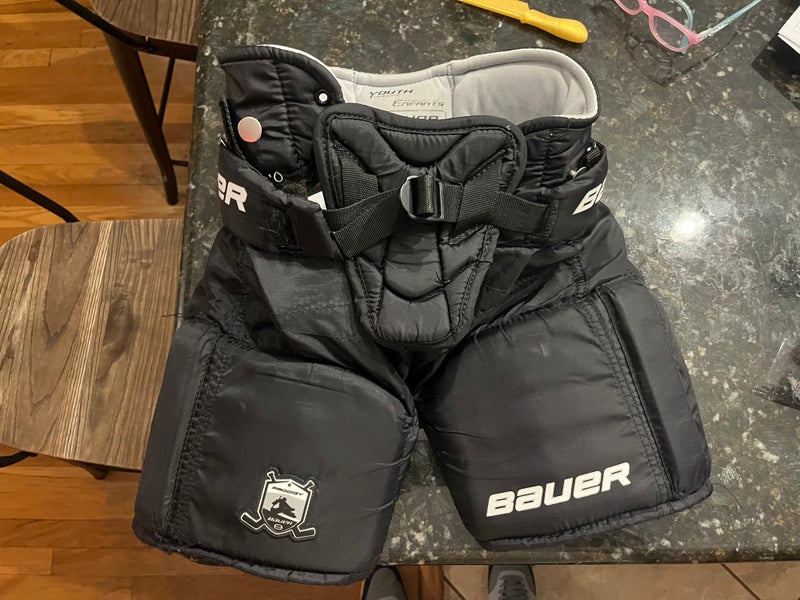 Youth Small Bauer Prodigy Hockey Goalie Pants (Used)