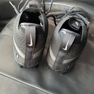 Nike Alpha Menace 4 Pro Size M 10.5 (W 11.5) Adult Nike Molded Cleats Cleats (New)