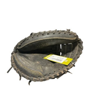 Used Wilson A360 BB/SB Catchers RH Throw Black 32 1/2" 11834-S000040846