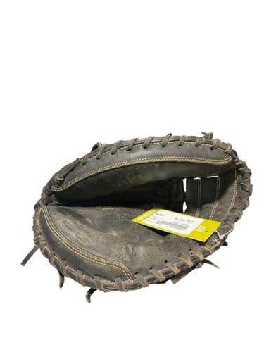 Used Wilson A360 BB/SB Catchers RH Throw Black 32 1/2" 11834-S000040846