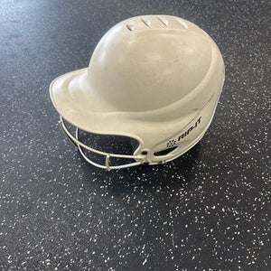 Used RIP-IT HELMET Batting Helmet w/Mask White MD 11849-S000032377