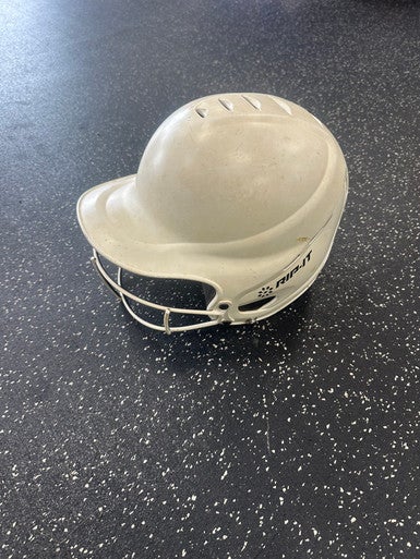 Used RIP-IT HELMET Batting Helmet w/Mask White MD 11849-S000032377