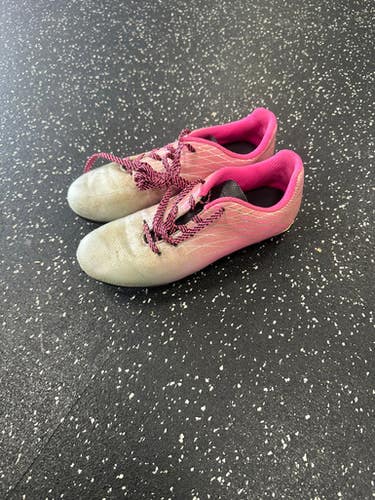 Used Soccer Cleats Pink Junior 01.5 11849-S000032389