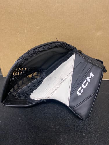 CCM axis 2.5 JR Goalie Glove ONLY